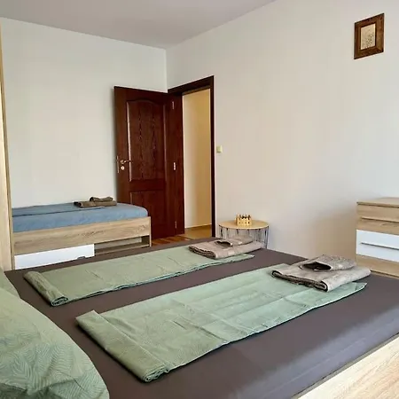 прекрасно място за в Lejlighed